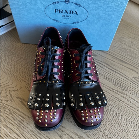 PRADA Derby Studded Kiltie Lace Up Shoes
EU 37.5 - Picture 2 of 4